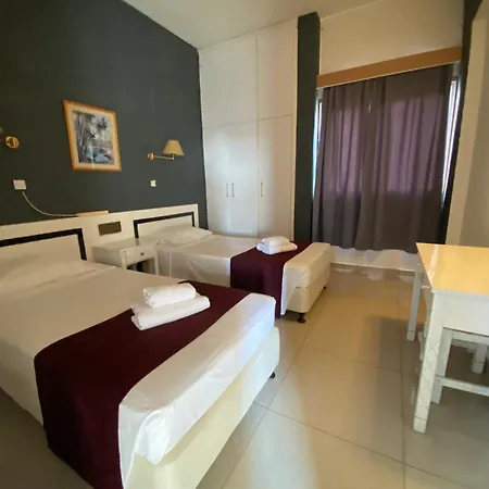 Boronia Apartment