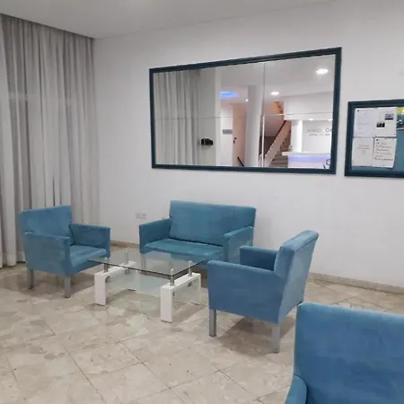 Boronia Apartment